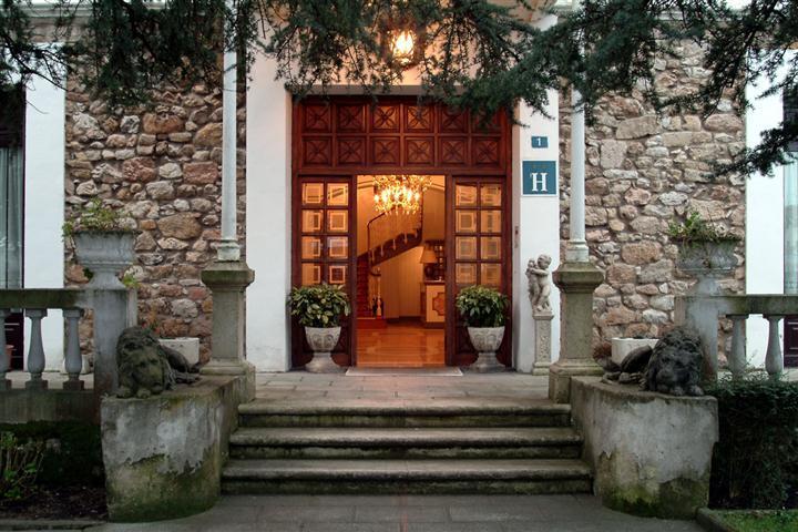 Hotel Luzon San Vicente De La Barquera Esterno foto